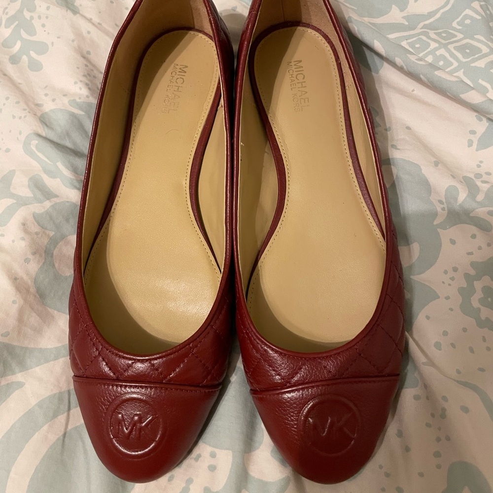 Michael Kors 7.5 Quilted red shoes